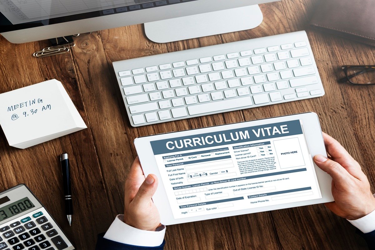 Quantas Páginas Deve Ter um Currículo? Guia Completo para um CV Profissional